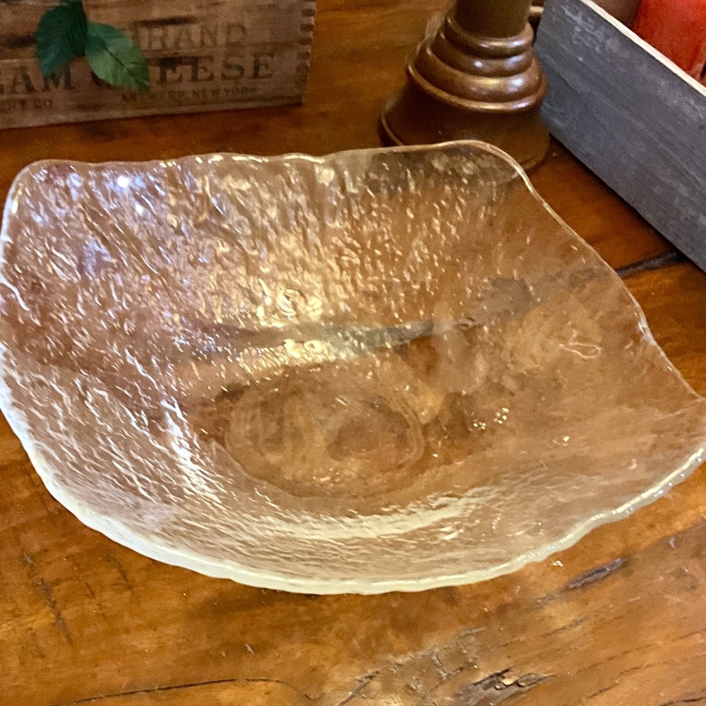 3 Unique Elegant Hand Blown Glass Vintage Serving Pieces - Picture 6 of 10